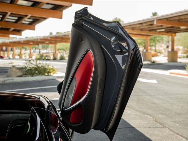 new 2025 McLaren Artura car, priced at $346,318