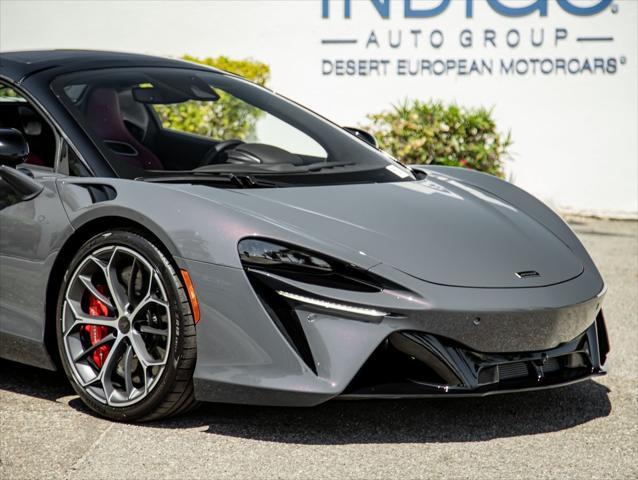 new 2025 McLaren Artura car, priced at $346,318