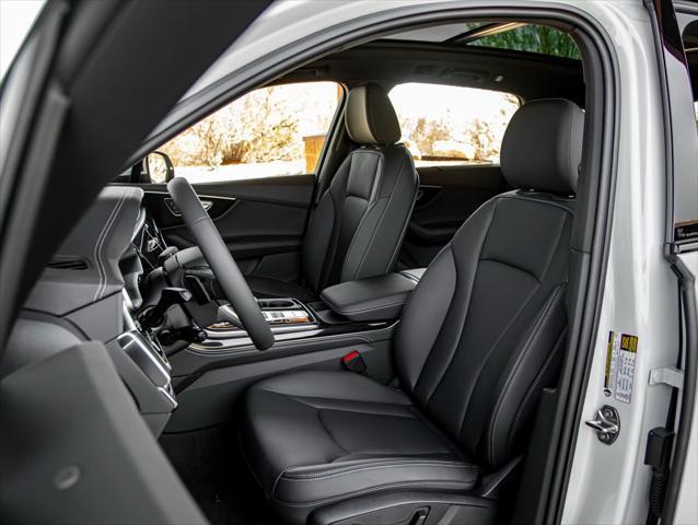new 2025 Audi Q7 car, priced at $78,570