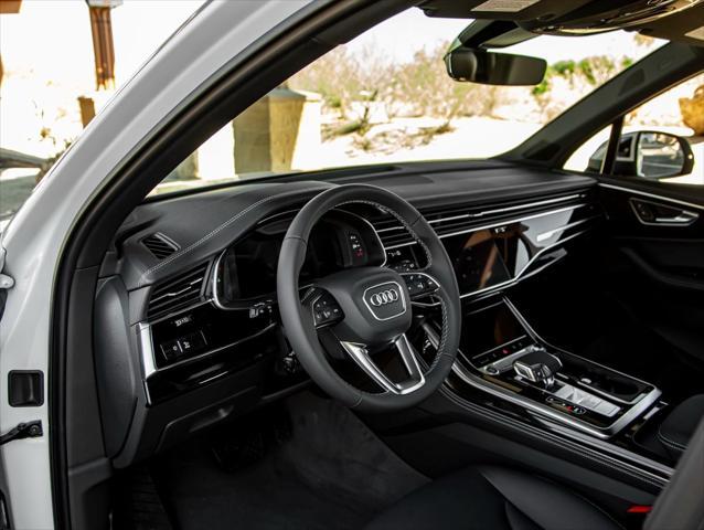 new 2025 Audi Q7 car, priced at $78,570