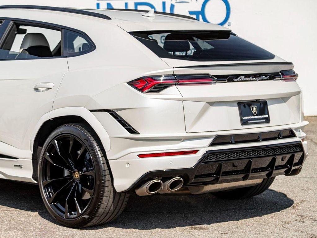 used 2024 Lamborghini Urus car, priced at $249,990