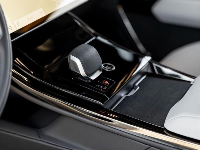 new 2025 Land Rover Range Rover Sport car, priced at $94,550