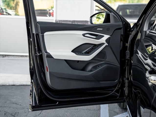 new 2025 Audi Q6 e-tron car, priced at $74,420