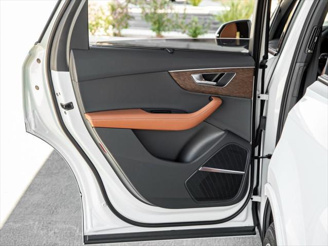 new 2025 Audi Q7 car, priced at $84,375