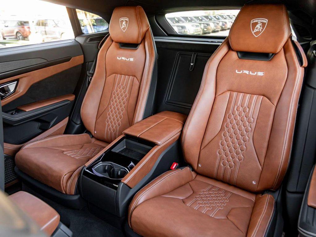 used 2024 Lamborghini Urus car, priced at $269,990