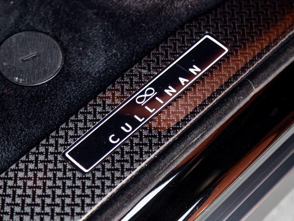 used 2023 Rolls-Royce Cullinan car, priced at $339,990