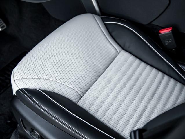 used 2024 Land Rover Discovery car, priced at $63,658