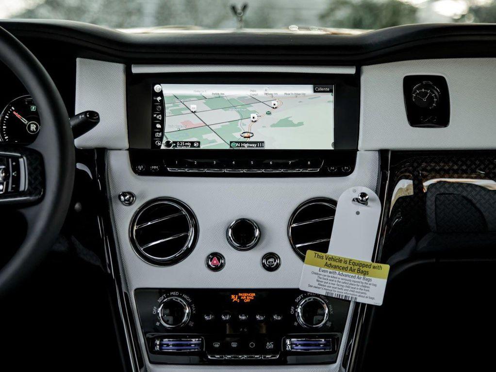 used 2024 Rolls-Royce Cullinan car, priced at $424,990
