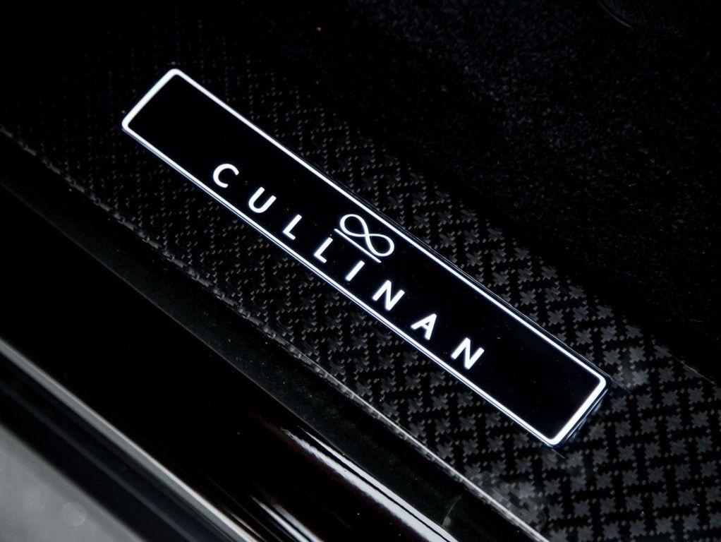 used 2024 Rolls-Royce Cullinan car, priced at $424,990