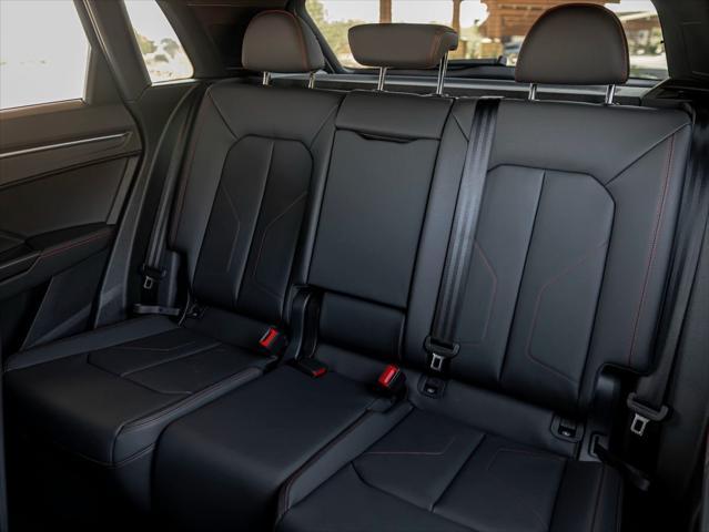 new 2025 Audi Q3 car, priced at $47,965
