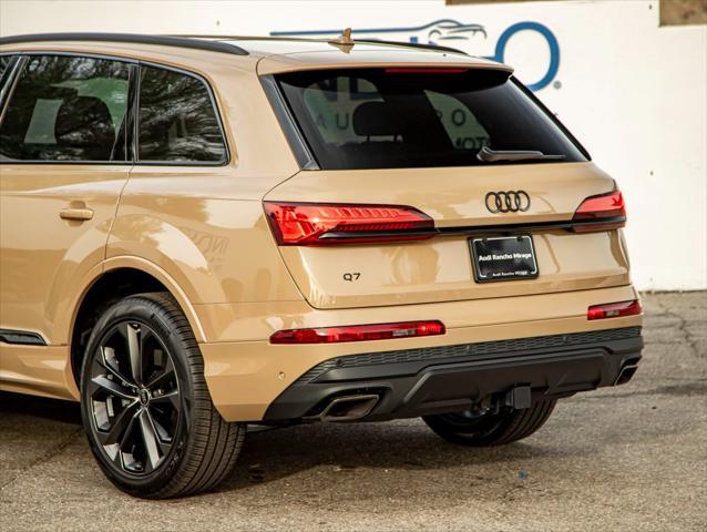 new 2025 Audi Q7 car, priced at $77,900