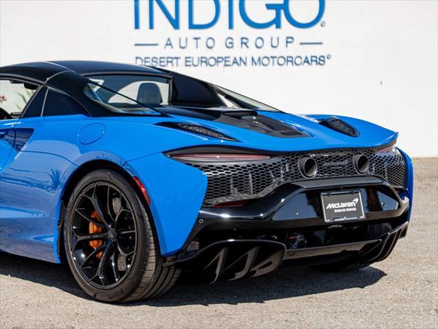 new 2025 McLaren Artura car, priced at $334,808