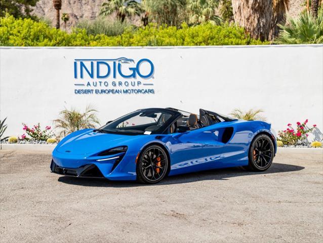 new 2025 McLaren Artura car, priced at $334,808