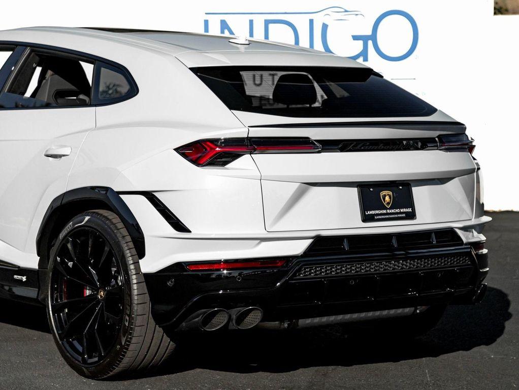 used 2023 Lamborghini Urus car, priced at $244,990