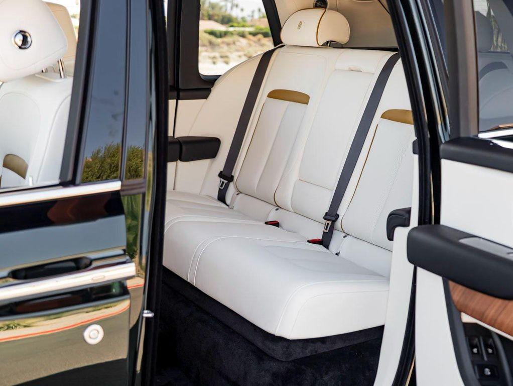 new 2025 Rolls-Royce Cullinan car, priced at $474,150