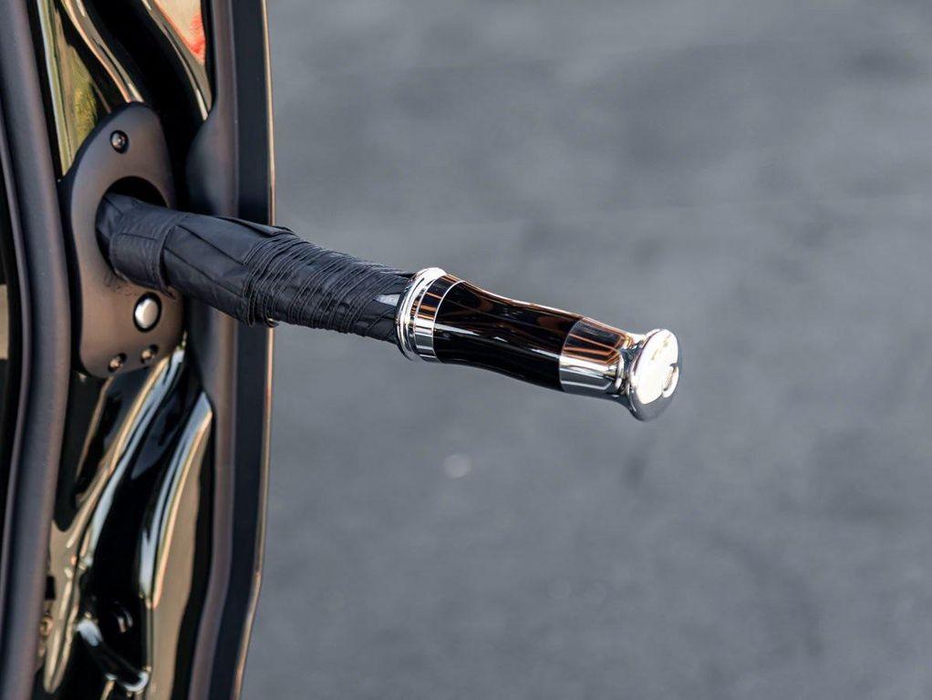 new 2025 Rolls-Royce Cullinan car, priced at $474,150