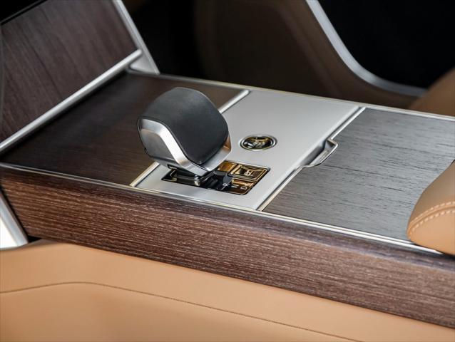 new 2025 Land Rover Range Rover car, priced at $136,935