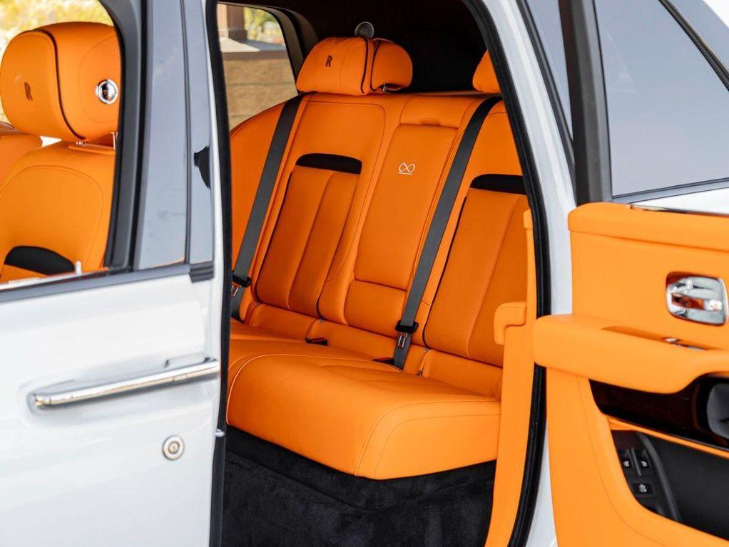 used 2023 Rolls-Royce Cullinan car, priced at $355,990