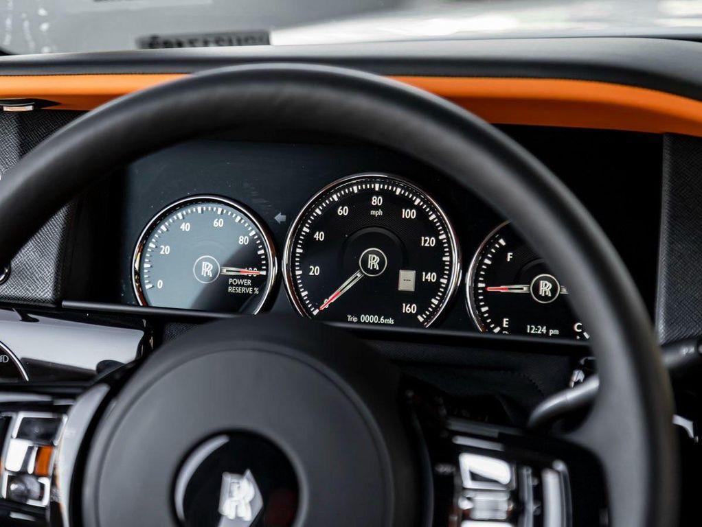 used 2023 Rolls-Royce Cullinan car, priced at $355,990