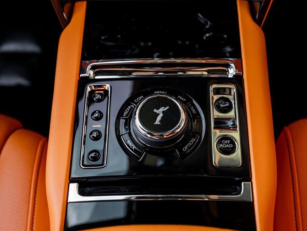 used 2023 Rolls-Royce Cullinan car, priced at $355,990