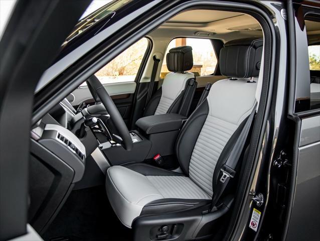 new 2025 Land Rover Discovery car, priced at $86,813