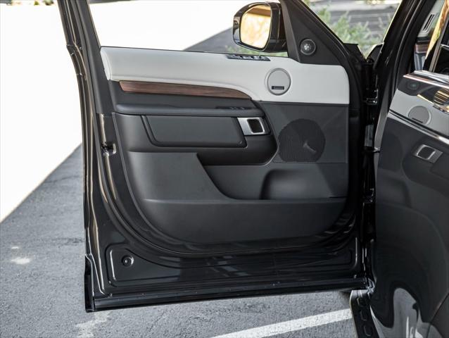 new 2025 Land Rover Discovery car, priced at $86,813