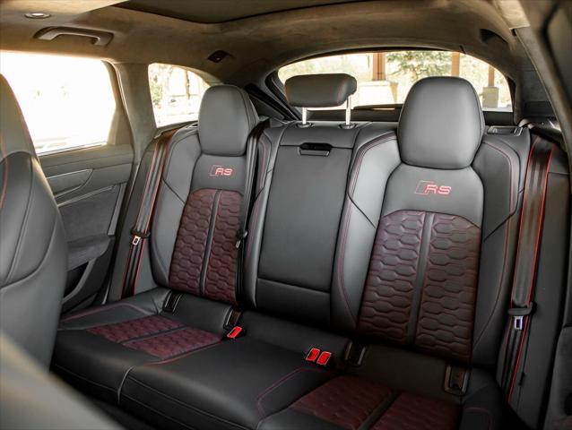 new 2025 Audi RS 6 Avant car, priced at $145,890