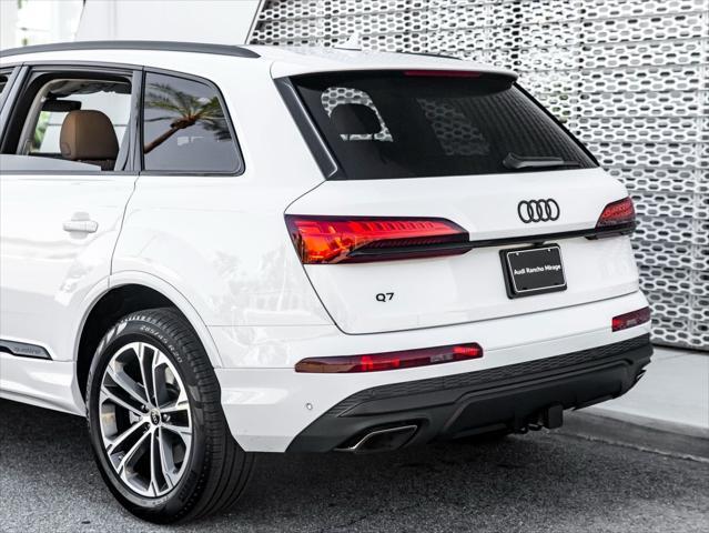 new 2025 Audi Q7 car, priced at $68,820