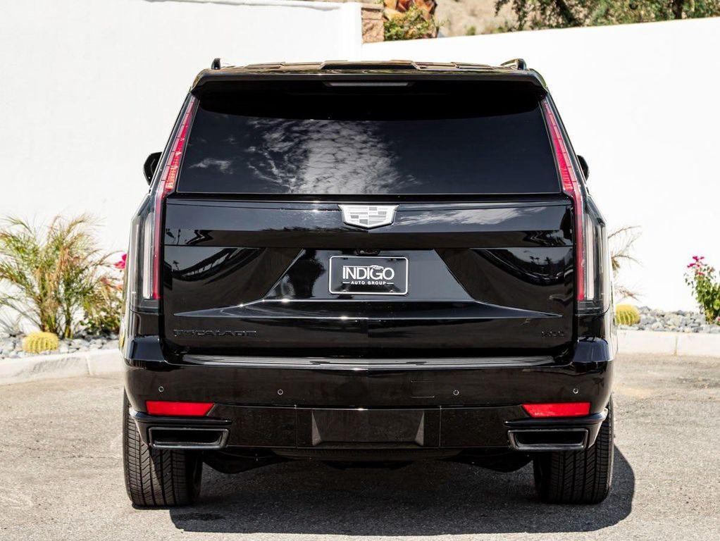 used 2023 Cadillac Escalade ESV car, priced at $89,990