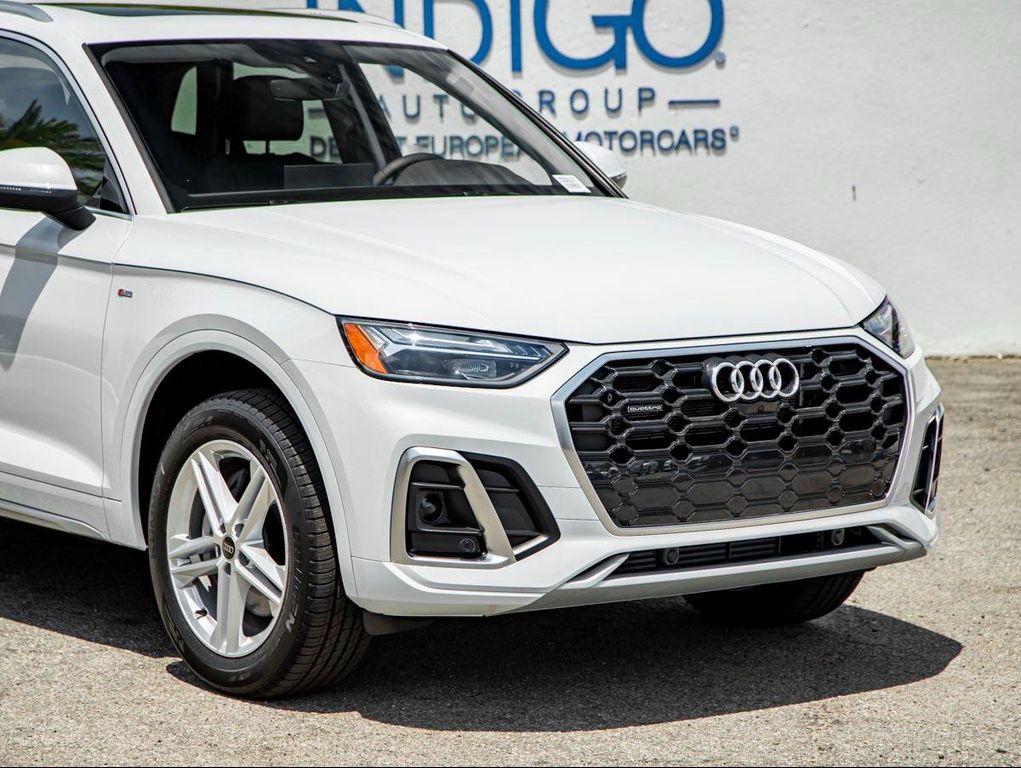 new 2025 Audi Q5 car, priced at $67,935