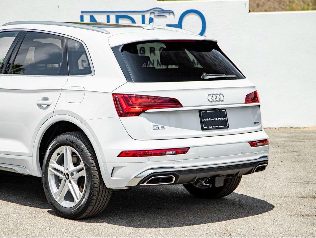 new 2025 Audi Q5 car, priced at $67,935