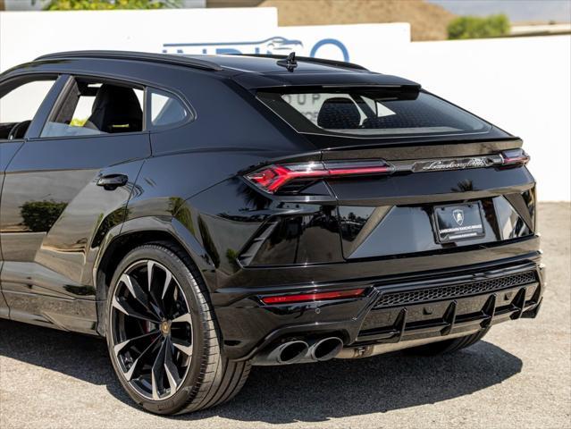 used 2022 Lamborghini Urus car, priced at $203,990