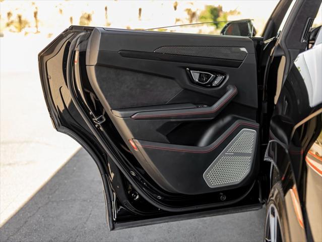 used 2022 Lamborghini Urus car, priced at $203,990