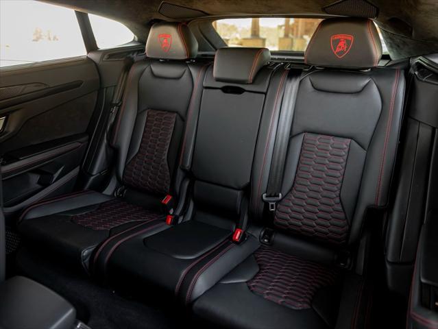 used 2022 Lamborghini Urus car, priced at $203,990