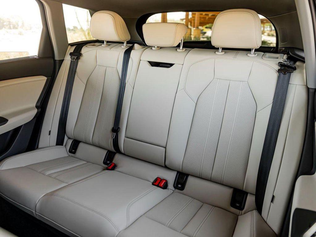 new 2025 Audi Q6 e-tron car, priced at $75,500