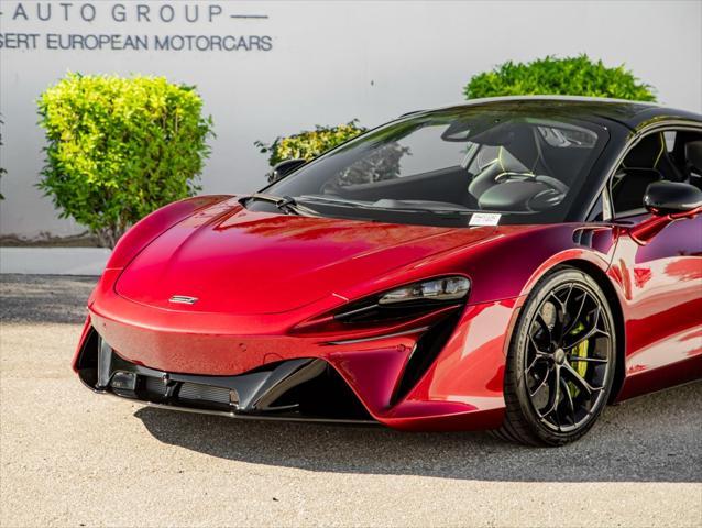 new 2025 McLaren Artura car, priced at $342,808