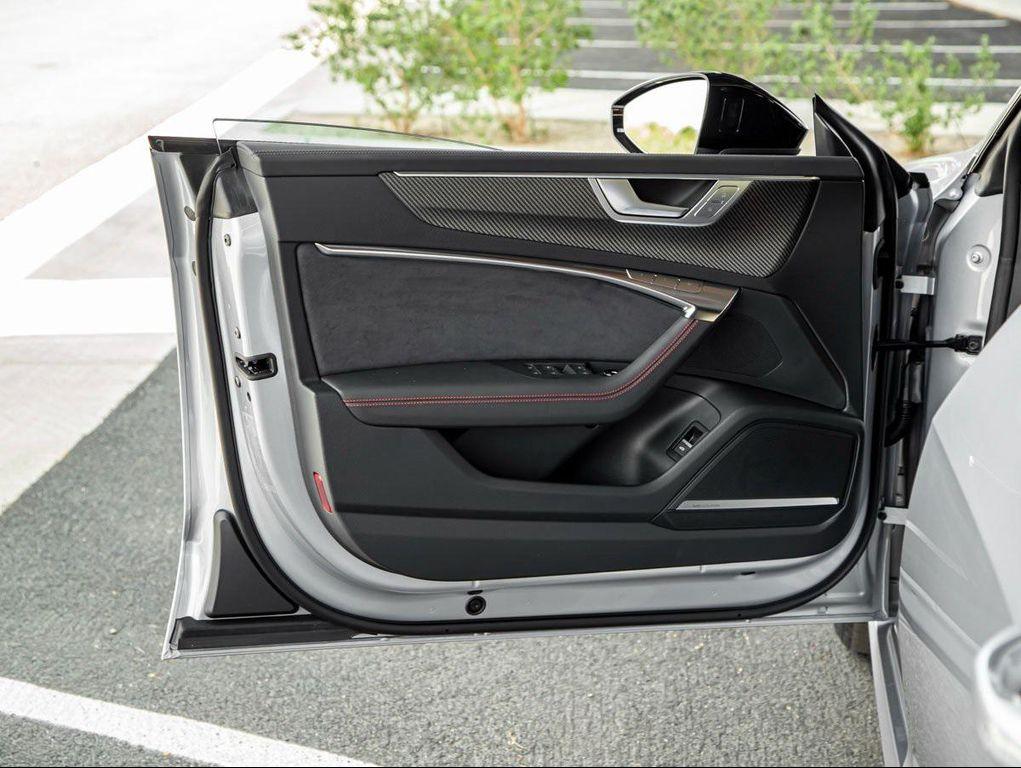 new 2025 Audi S7 car, priced at $101,340