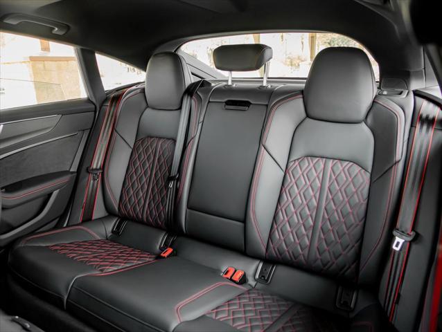 new 2025 Audi S7 car, priced at $101,340
