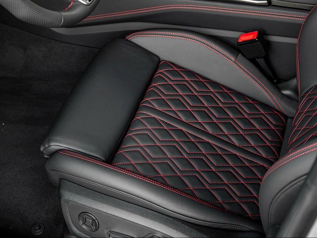 new 2025 Audi S7 car, priced at $101,340