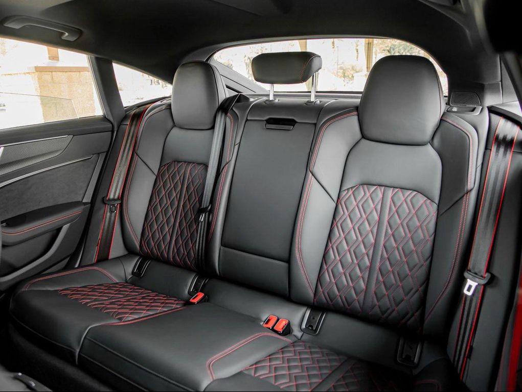 new 2025 Audi S7 car, priced at $101,340