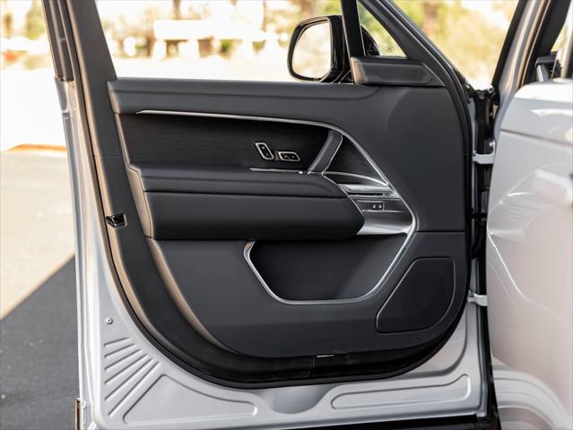 new 2025 Land Rover Range Rover car, priced at $139,900