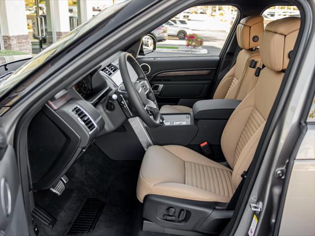 new 2025 Land Rover Discovery car, priced at $85,978