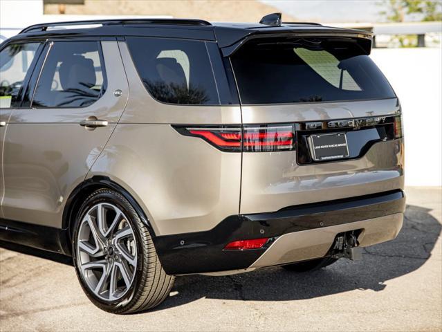 new 2025 Land Rover Discovery car, priced at $85,978