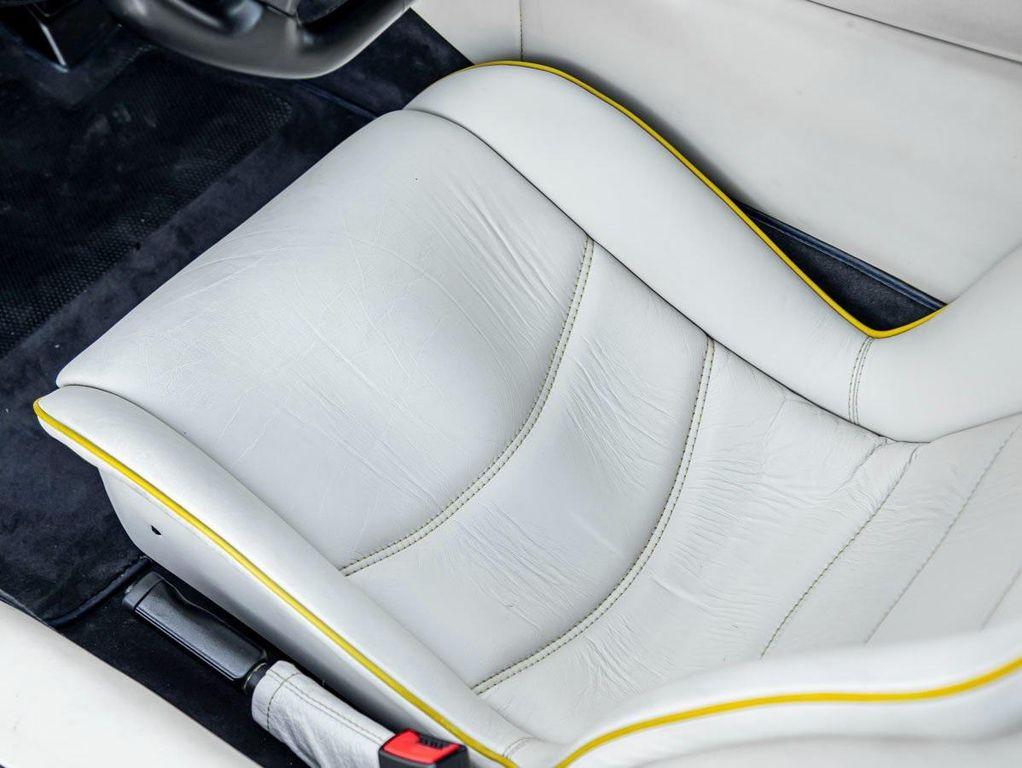 used 1998 Lamborghini Diablo car