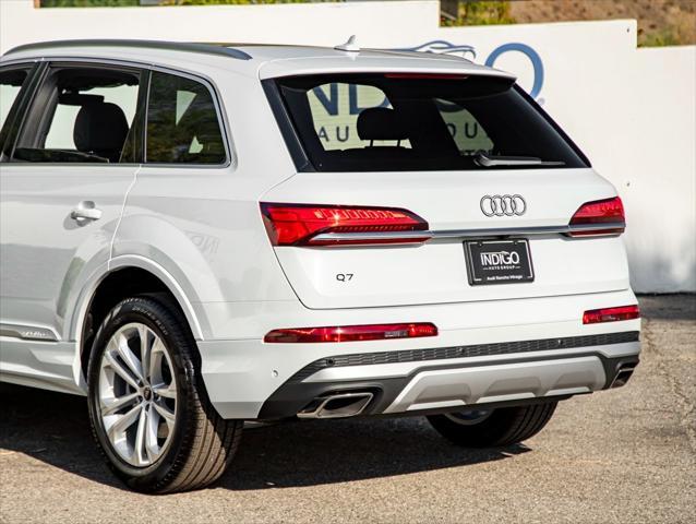 new 2025 Audi Q7 car, priced at $65,750