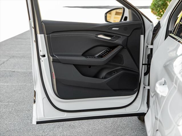 new 2025 Audi Q6 e-tron car, priced at $77,895