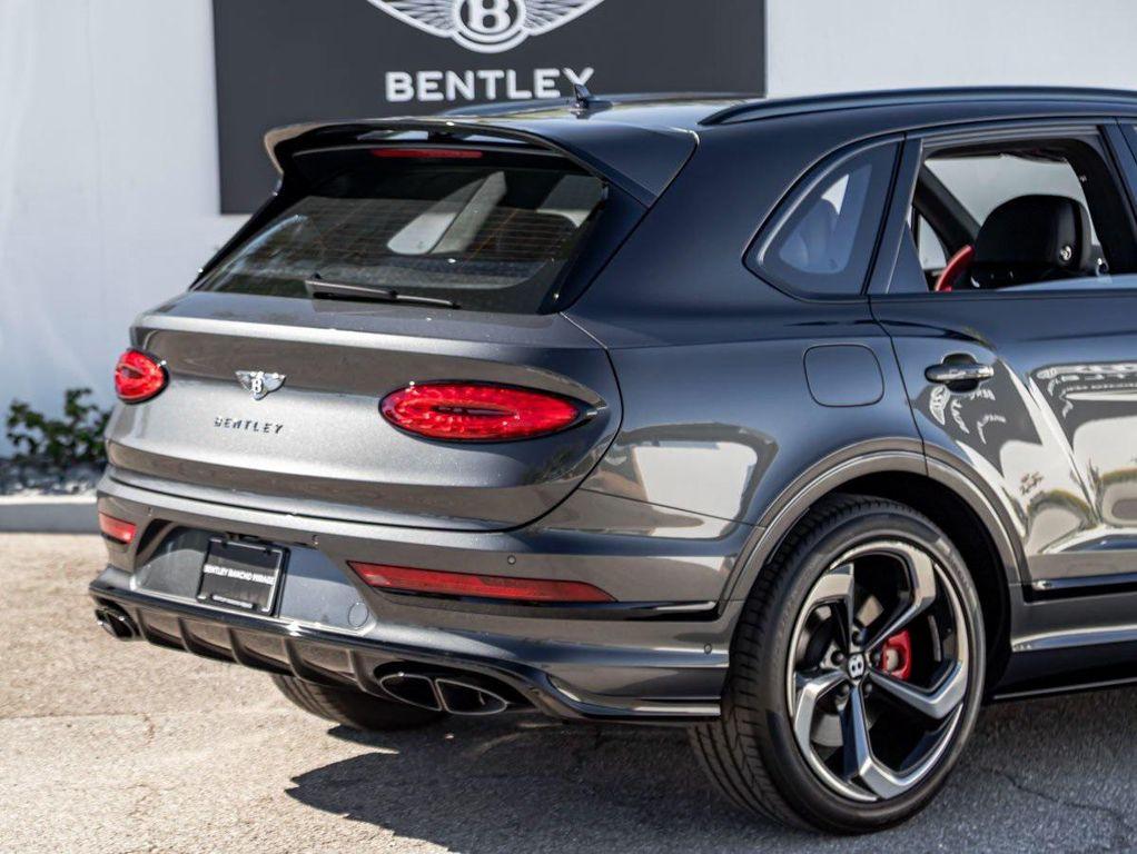 used 2022 Bentley Bentayga car, priced at $154,990
