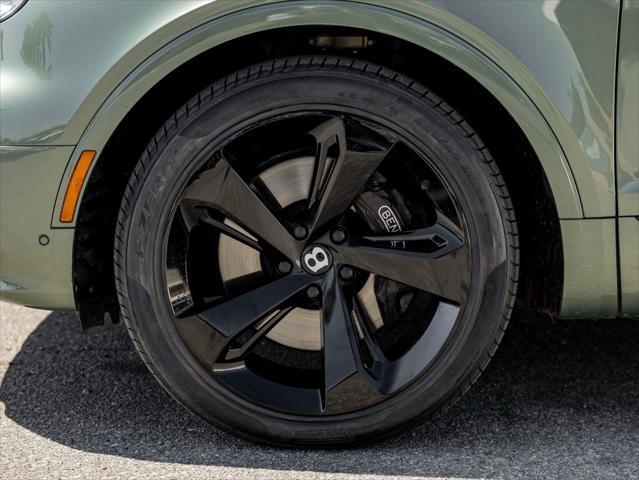 used 2022 Bentley Bentayga car, priced at $144,990