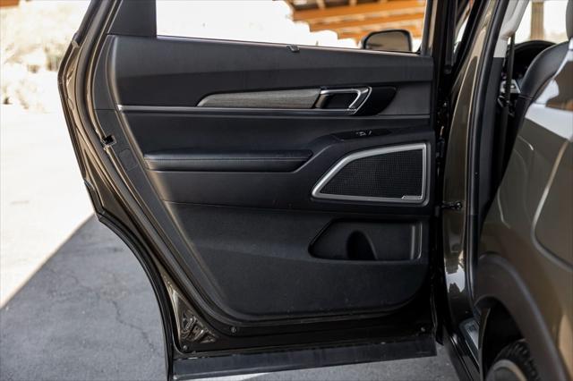 used 2022 Kia Telluride car, priced at $32,690