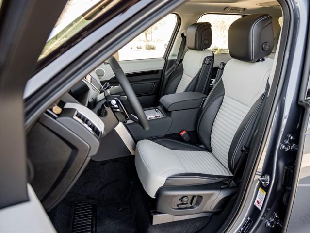 new 2025 Land Rover Discovery car, priced at $72,863